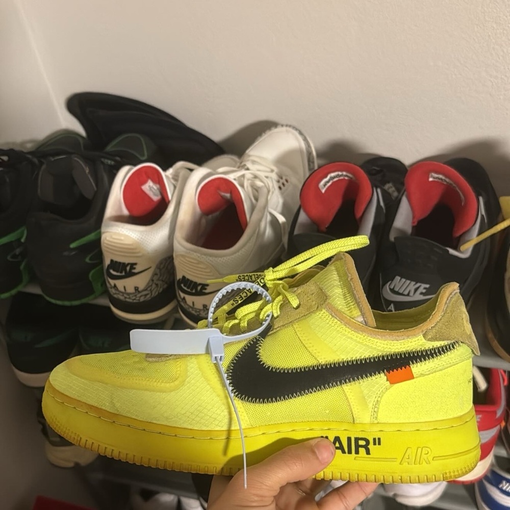 Off white aire force volt